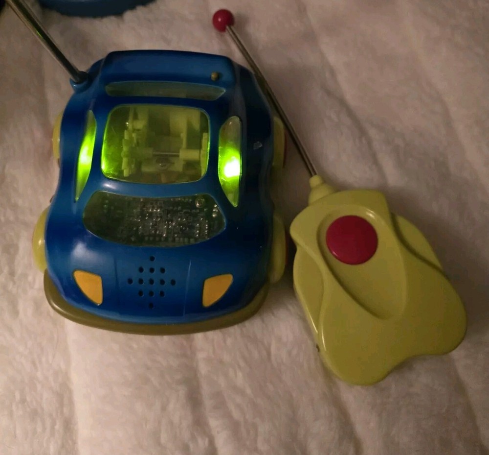 B toys Wheeee Mote Control Toddler Interactive Remote Control Car