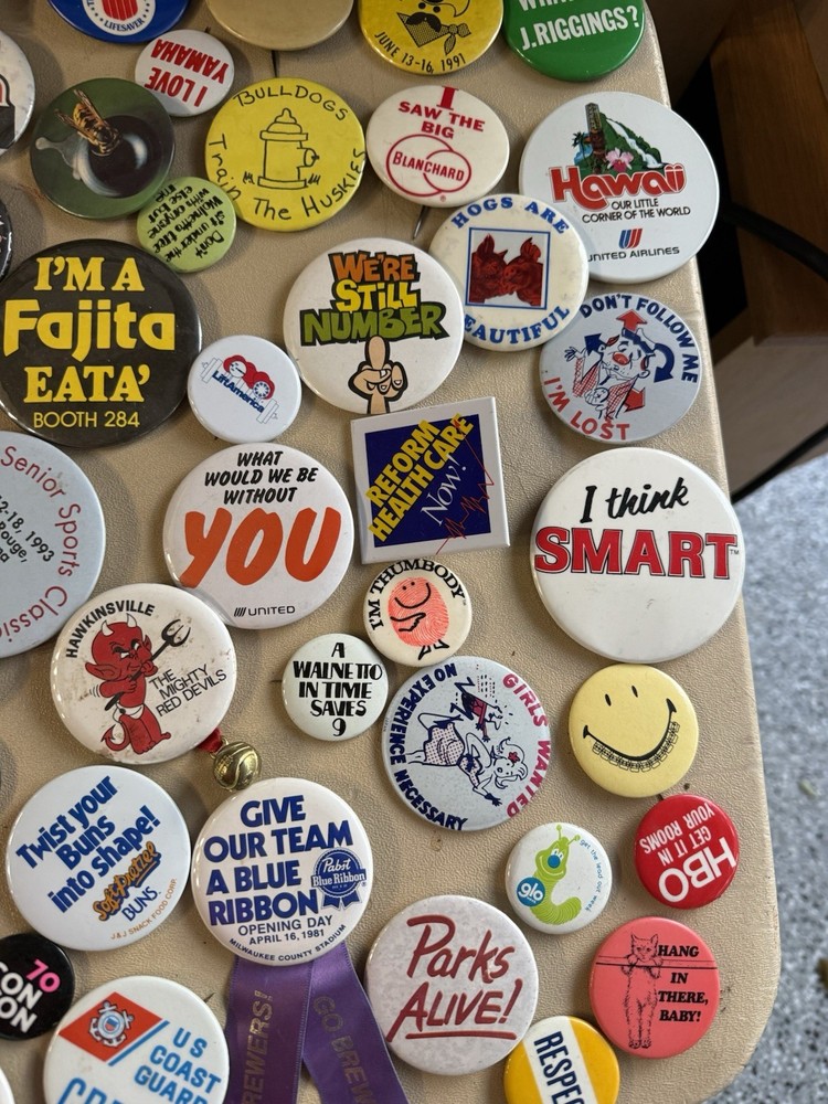 300 VINTAGE BUTTONS TEAMSTERS PLUS MORE