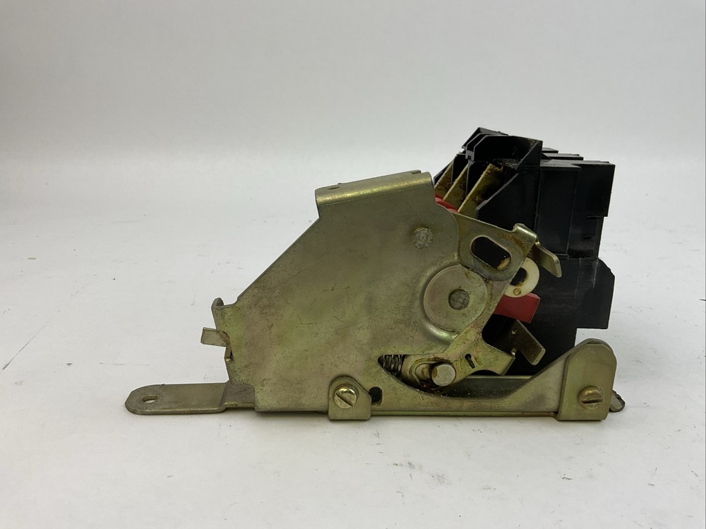 SQUARE D HU-30-SV SER D2 DISCONNECT SWITCH