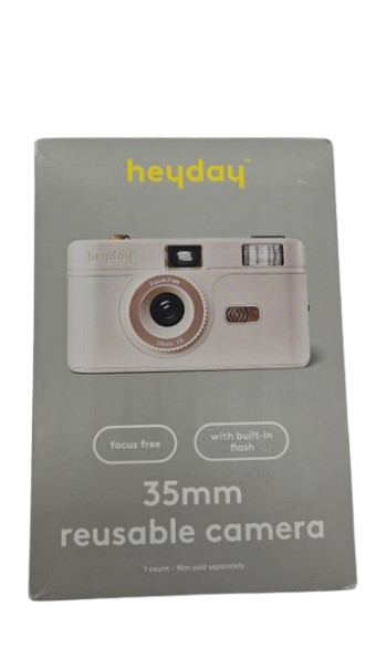 35MM Camera with Built-in Flash - heyday™ White