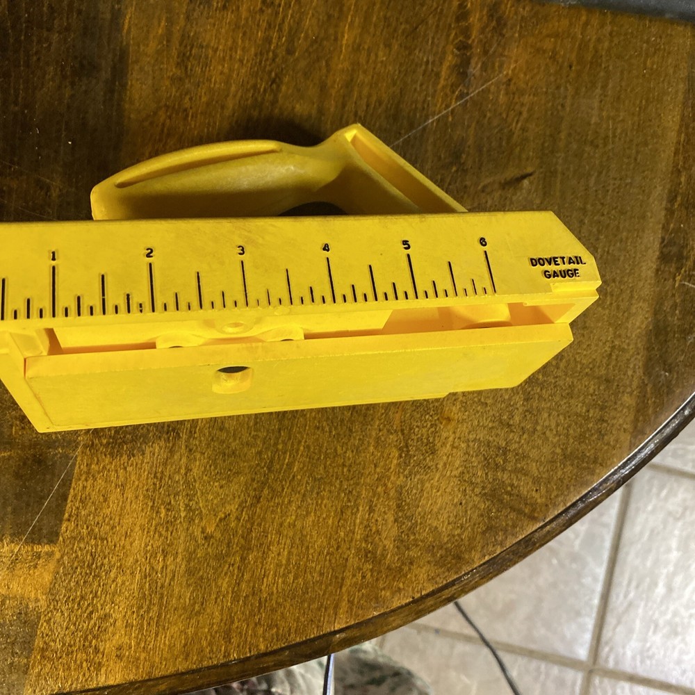 Craftsman Dovetail Gauge