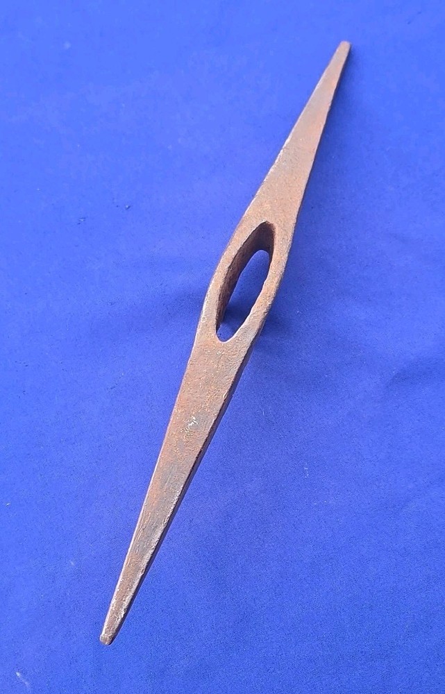 Antique 3-1/2 Double Point Mining Pick Head Double Warwood