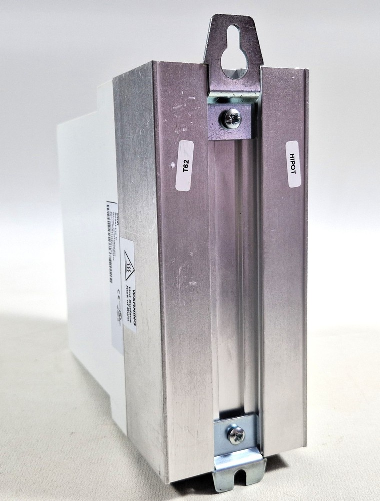Lenze 8400 BaseLine C-Series E84AVBCE3714SX0 Variable Frequency Drive E84AVBCE3714SX0