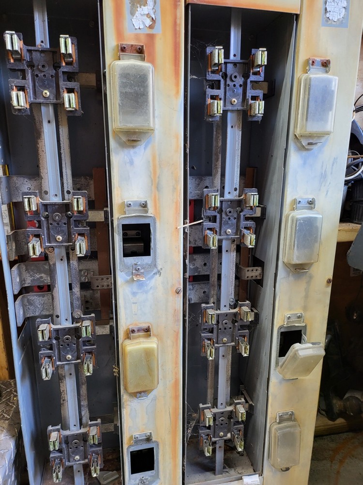 Westinghouse Bryant meter socket