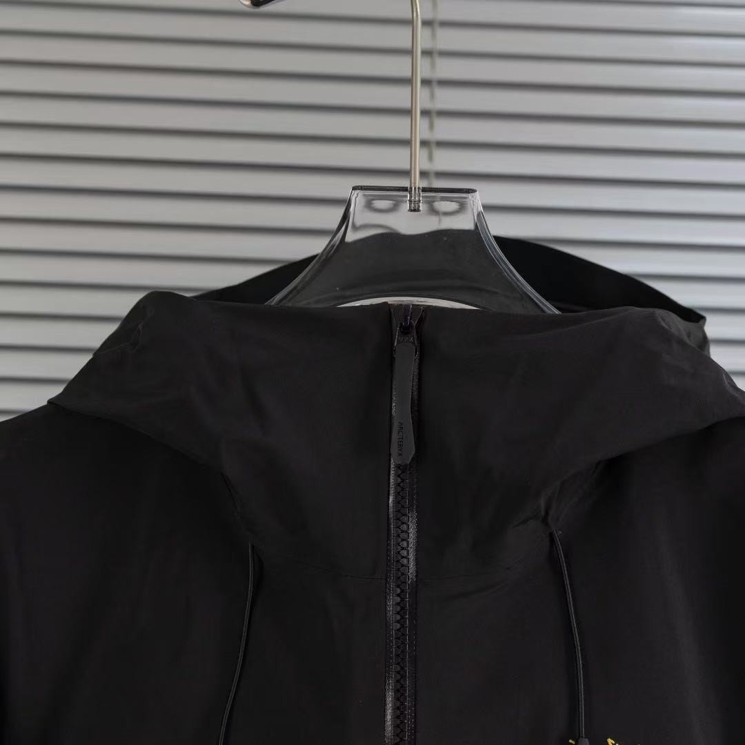 ARC Alpha SV 6th Unisex Camping Coat Waterproof Outdoor Hiking Jackets