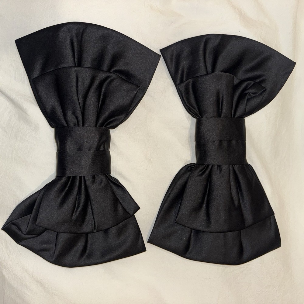 Sleeve Bows