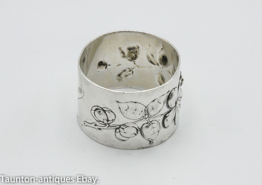German 800 solid silver napkin ring name engraved 'Suschen' Flowers rose design