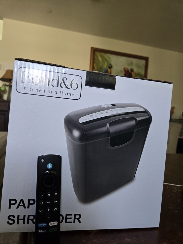 Bond & 6 Paper Shredder