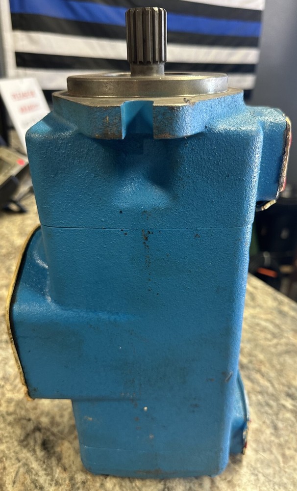 VQM22525S090090A00200AAAAEAVR00A032, Vickers, Hydraulic Double Vane Pump