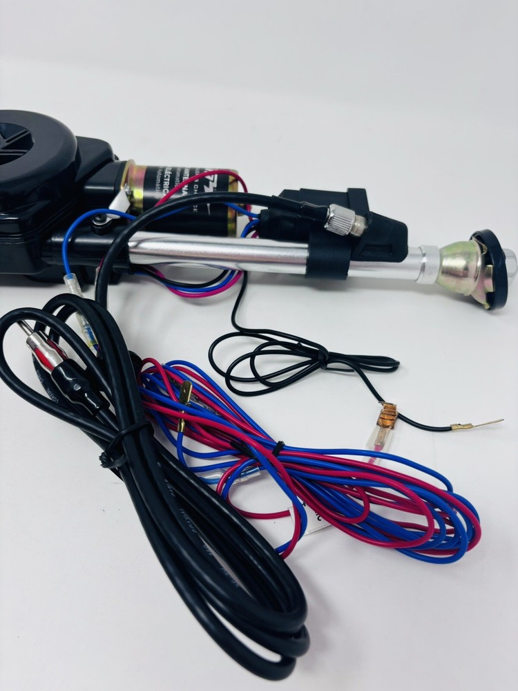 Black Universal Motorized AM/FM Fully Automatic Power Antenna