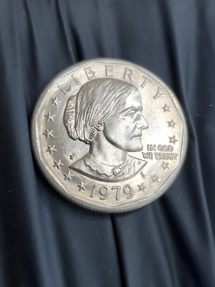 One (1) 1979 P Susan B Anthony Dollar Uncirculated !9