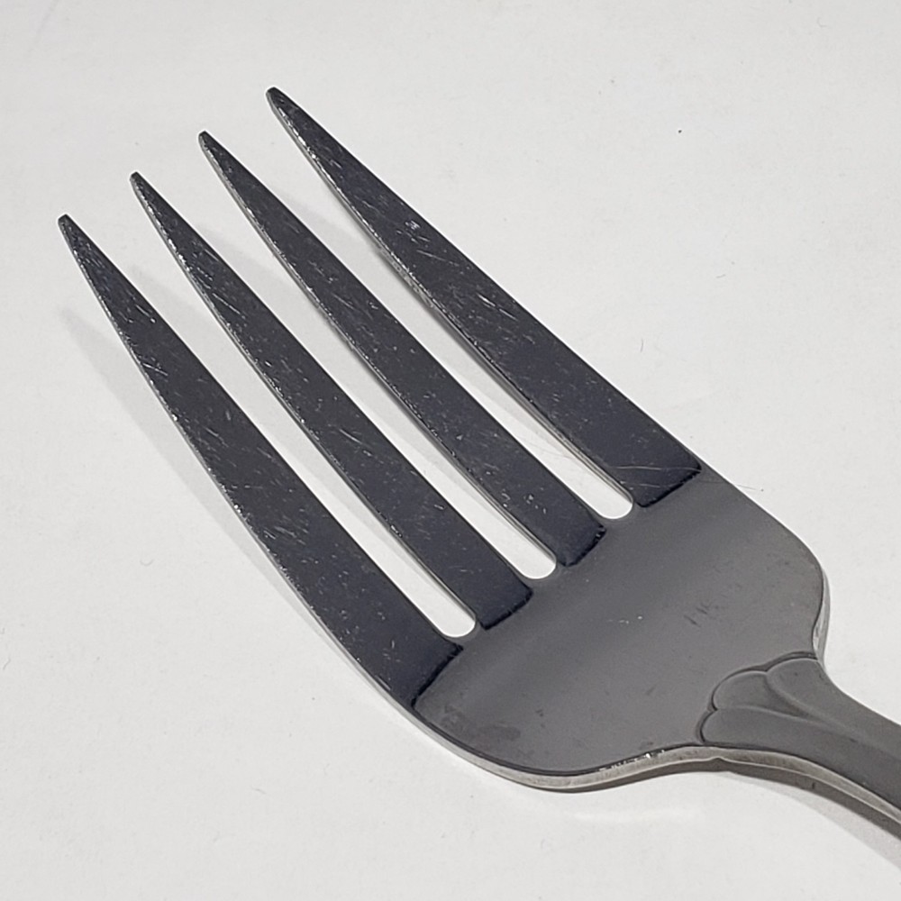 Oneida Tribeca Glossy Stainless 8.25" Medium Solid Cold Meat Serving Fork USA