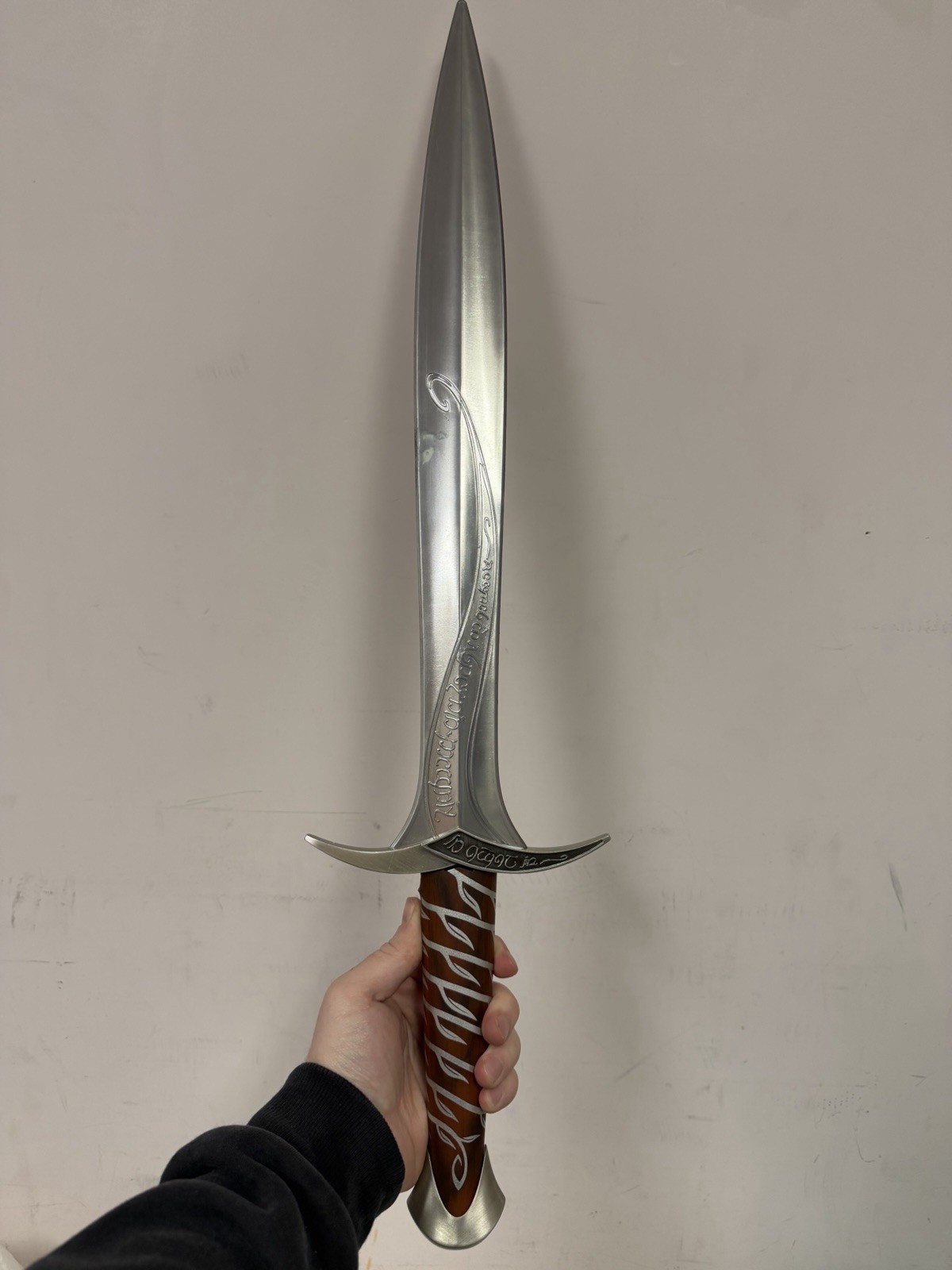 Master Replicas Lord of the Rings Collectible Sting Sword FX LR-200 LOTR Glows