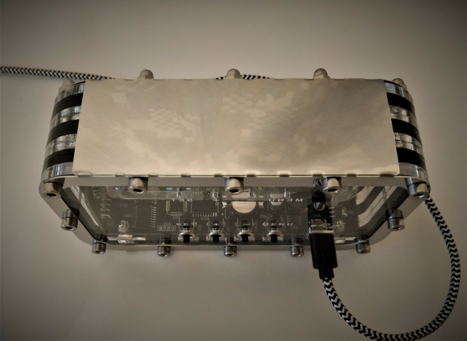 Nixie clock FREE SHIPPING nixie tube clock handmade vintage desk VFD IV-18 NOS