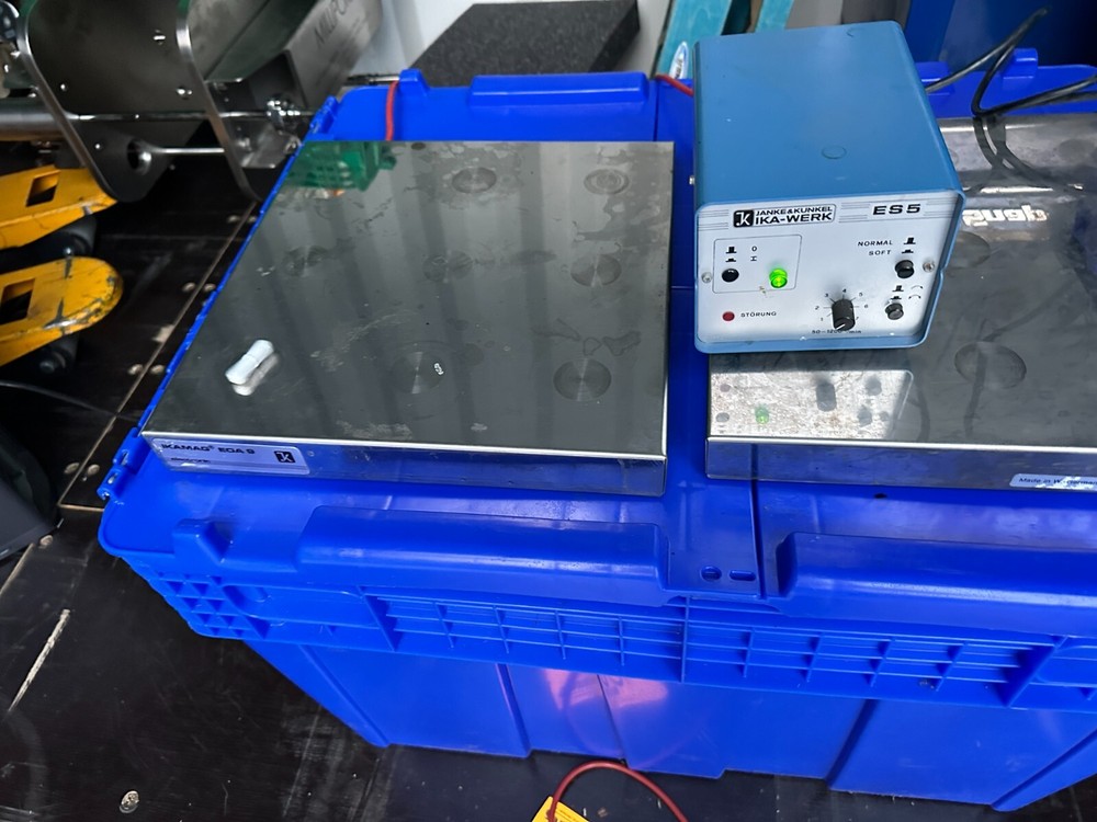 Ikamag EOA 9 Multipoint Stirrer W/ Ika-Werk ES5 Controller