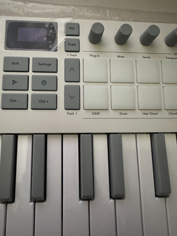 Novation Launchkey Mini 37 MK4 37-key Keyboard Controller - White