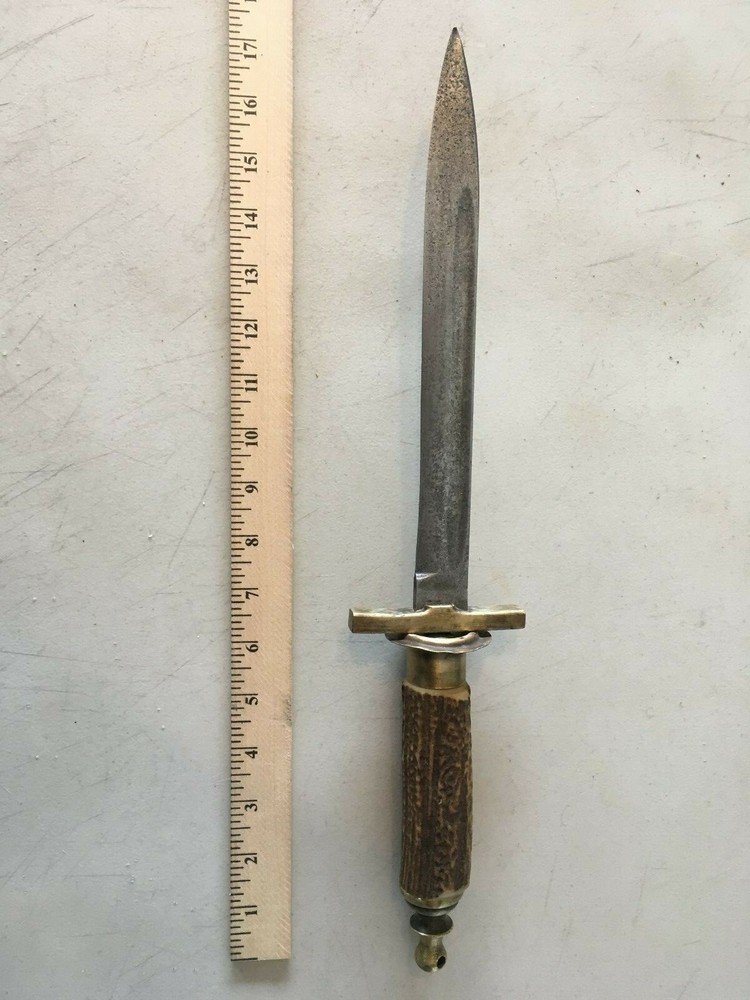 Old Dagger, Bayonet