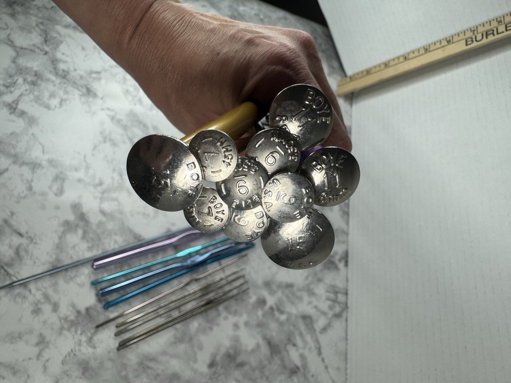 Knitting Needles And Crochet Hooks