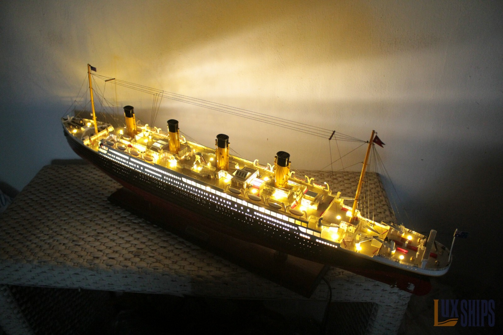 RMS Titanic Wooden Ship Model With Lights - RMS Titanic Model Ship