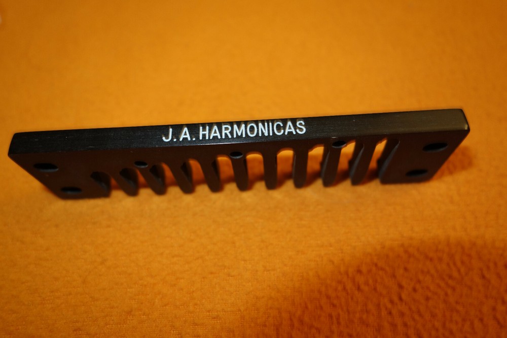 New MARINE BAND DELUXE HARMONICA Joel Andersson Basic Reedwork Performance Comb