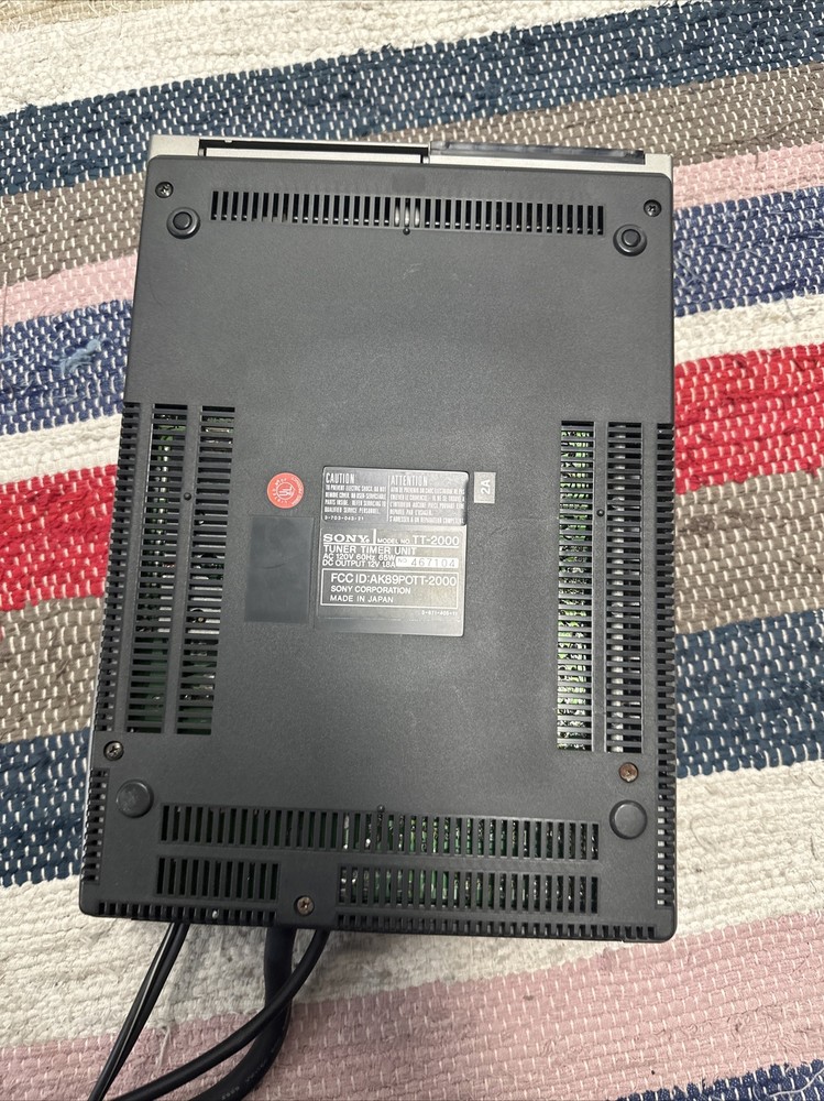 Vintage Programmable Betamax Portable Tuner Timer Unit Sony TT-2000 Untested