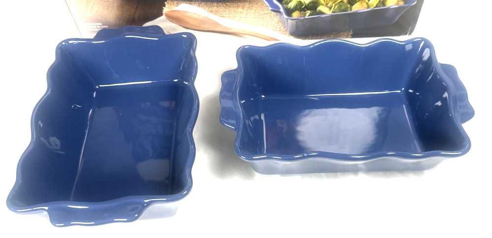 BAKEWARE 3 PC SET SCALLOPED EDGE (BLUE) NIB