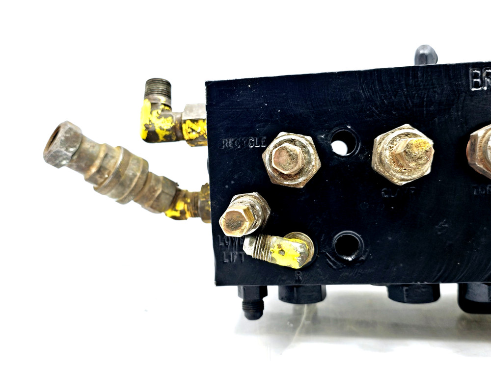 VARCO PIPE HANDLER PH-85, MANIFOLD 119736-2