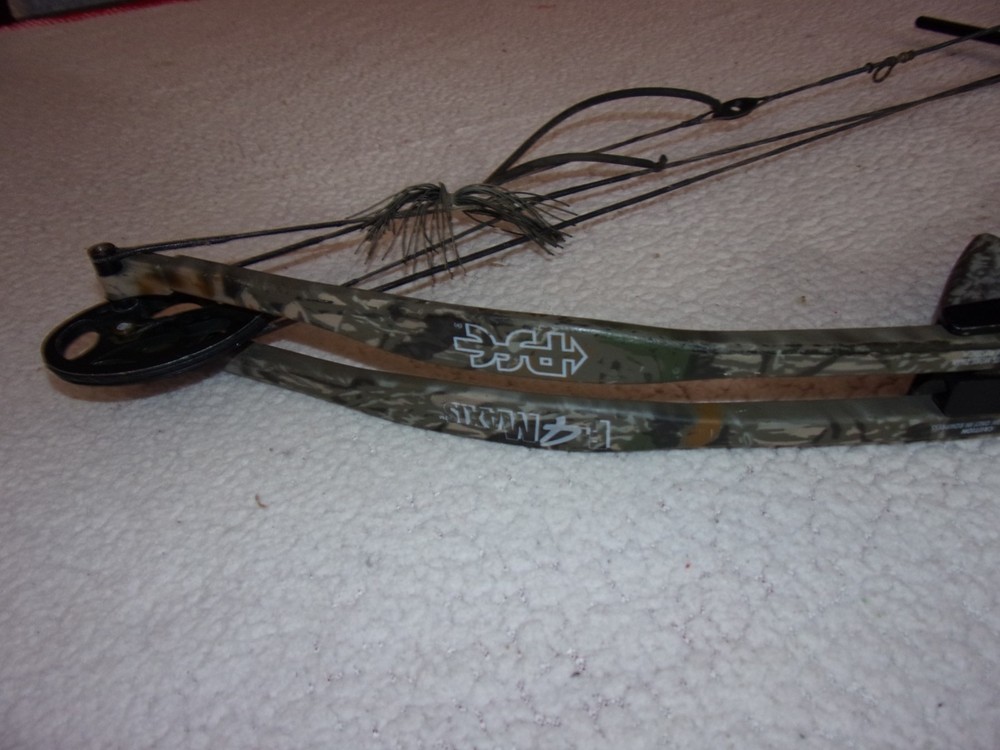 PSE Archery F-4 Maxis Compound Bow