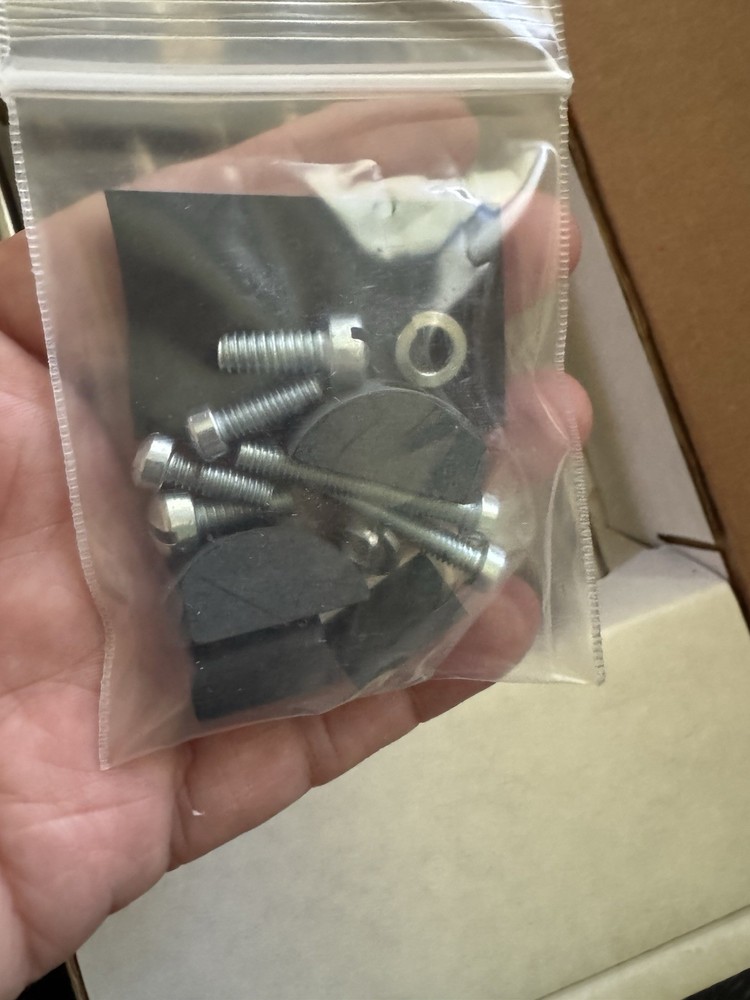 MICRO FENCE EDGE-GUIDE SYSTEM. NEW OPEN BOX