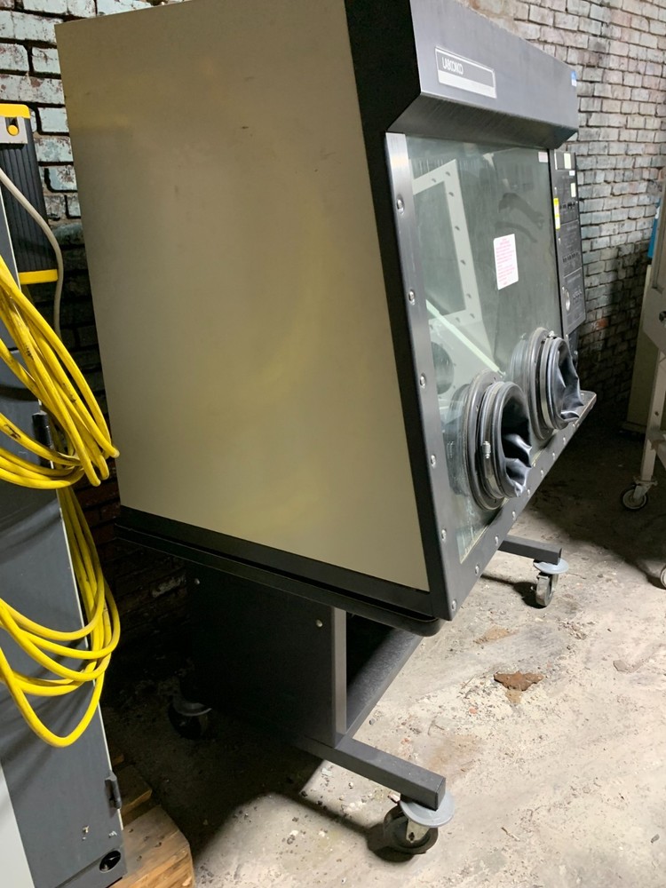 Labconco Controlled Atmosphere Glove Box Model 5080100