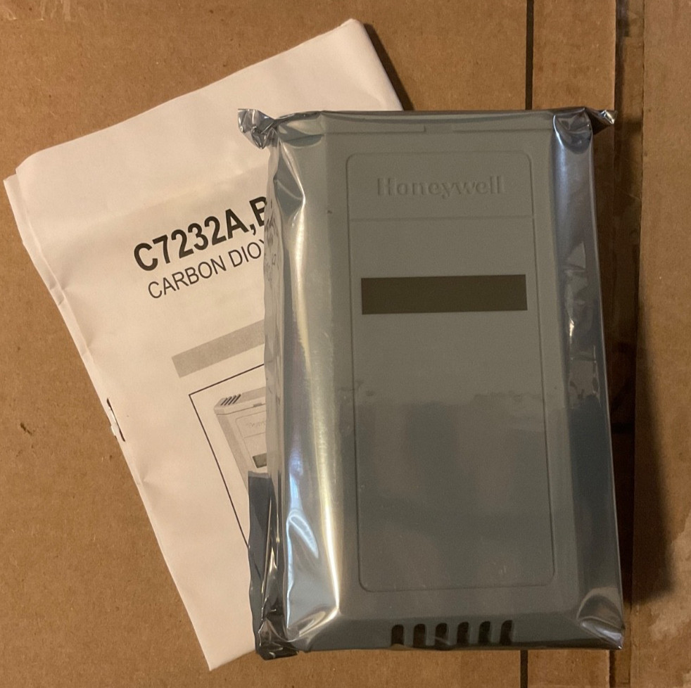 HONEYWELL C7232A1008 / CO2 SENSOR / NEW!!! / OPEN BOX 🇺🇸