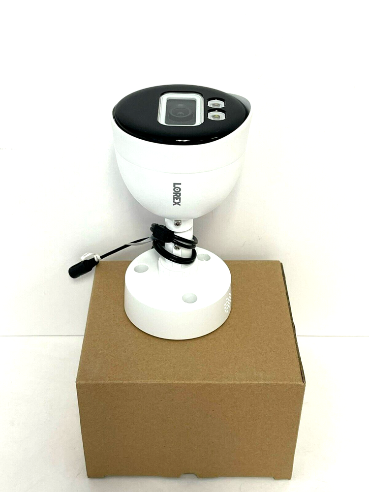 Lorex 4K Ultra HD Active Deterrence Night Vision Security Video Camera C884DA