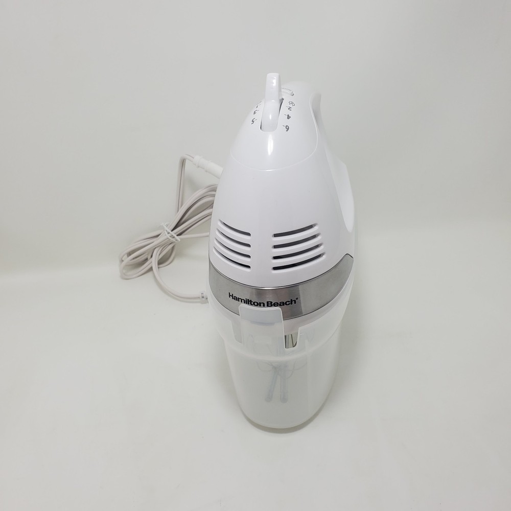 Hamilton Beach 6 Speed White Hand Mixer w/Snap-On Case