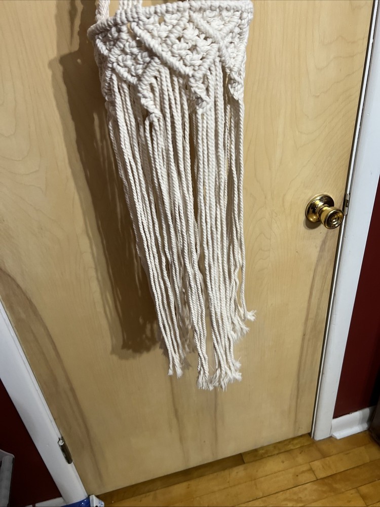 macrame plant hanger