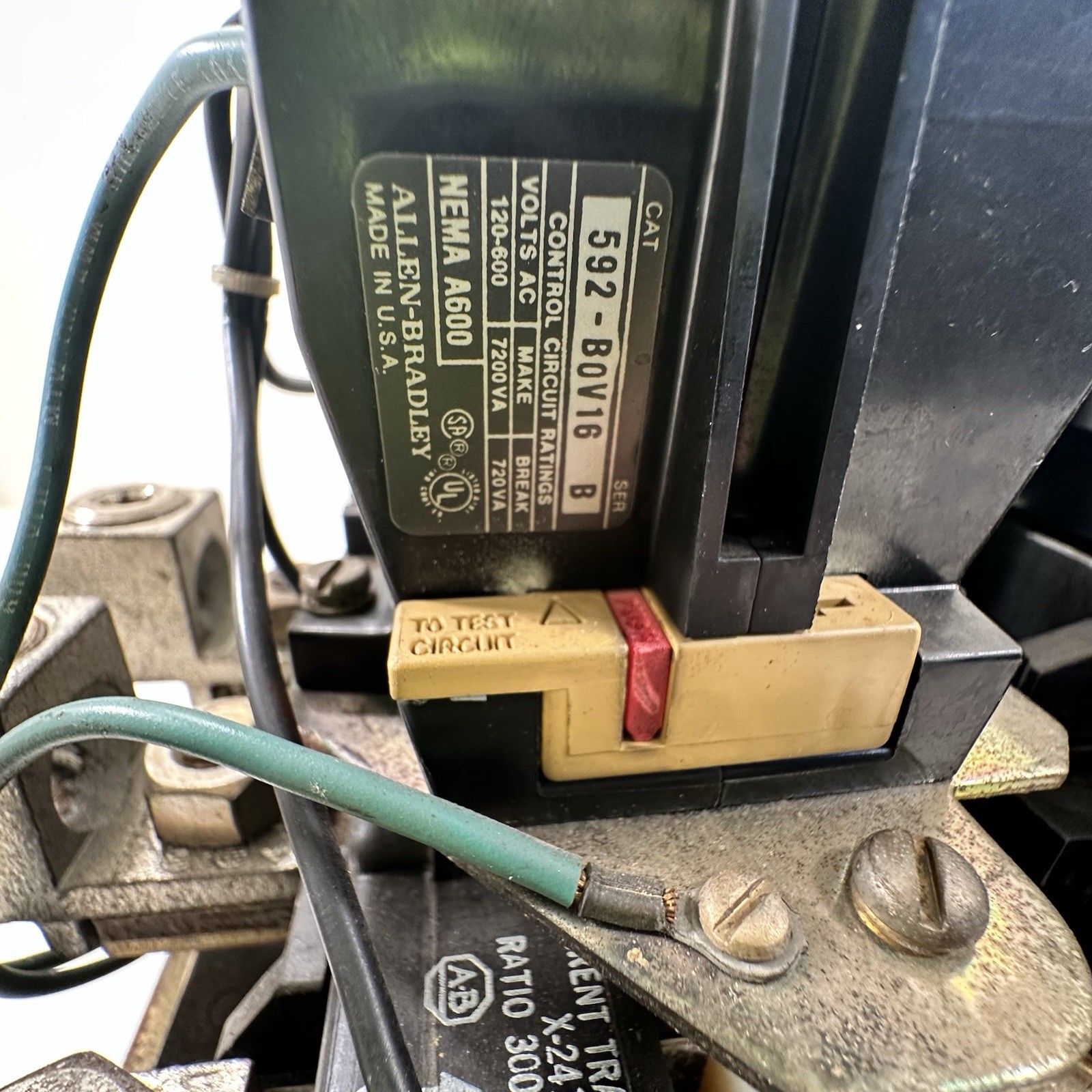 ALLEN BRADLEY SIZE 5 MOTOR STARTER 509-FOD COIL 120 V 200 HP SERIES L 270A