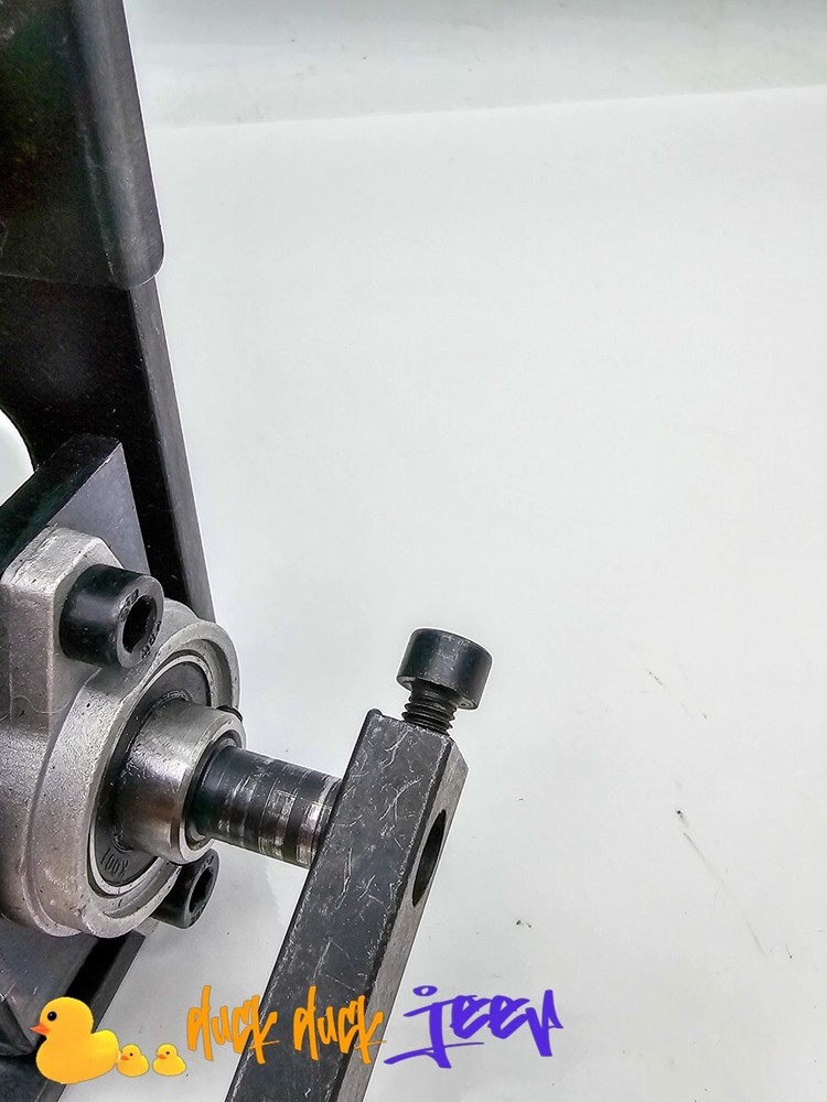 Manual Wire Stripper Peeler Waste Cable Wire Stripping Peeling Machine