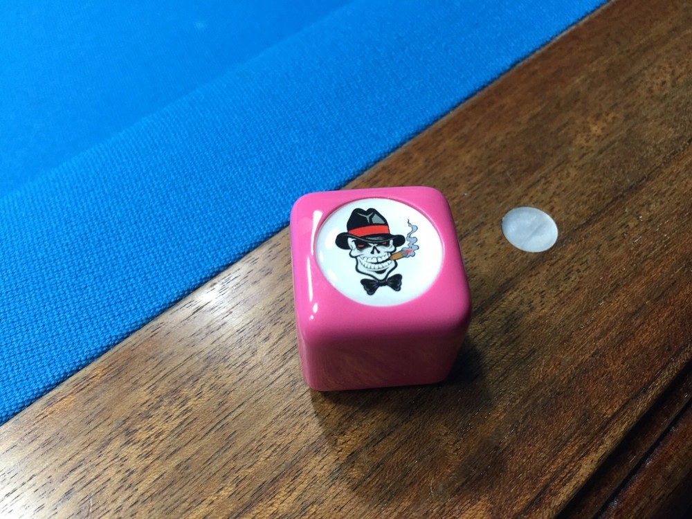 Skull Billiard Pool Cue Tip Chalk Holder Table Chalker