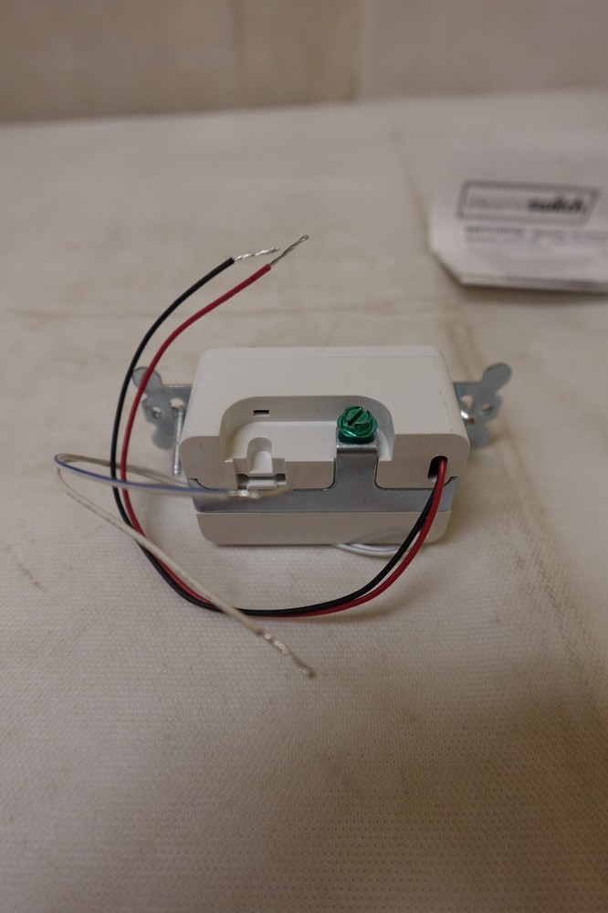 Acuity Sensor Switch 212F7M, SPODM SA WH, Low Voltage SwitchPod Vacancy Auto-On