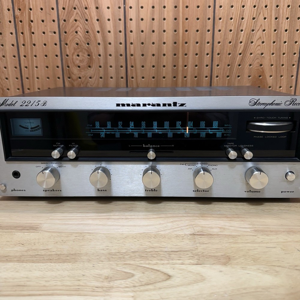 MARANTZ 2215B VINTAGE STEREO RECEIVER -SERVICED - CLEANED - TESTED