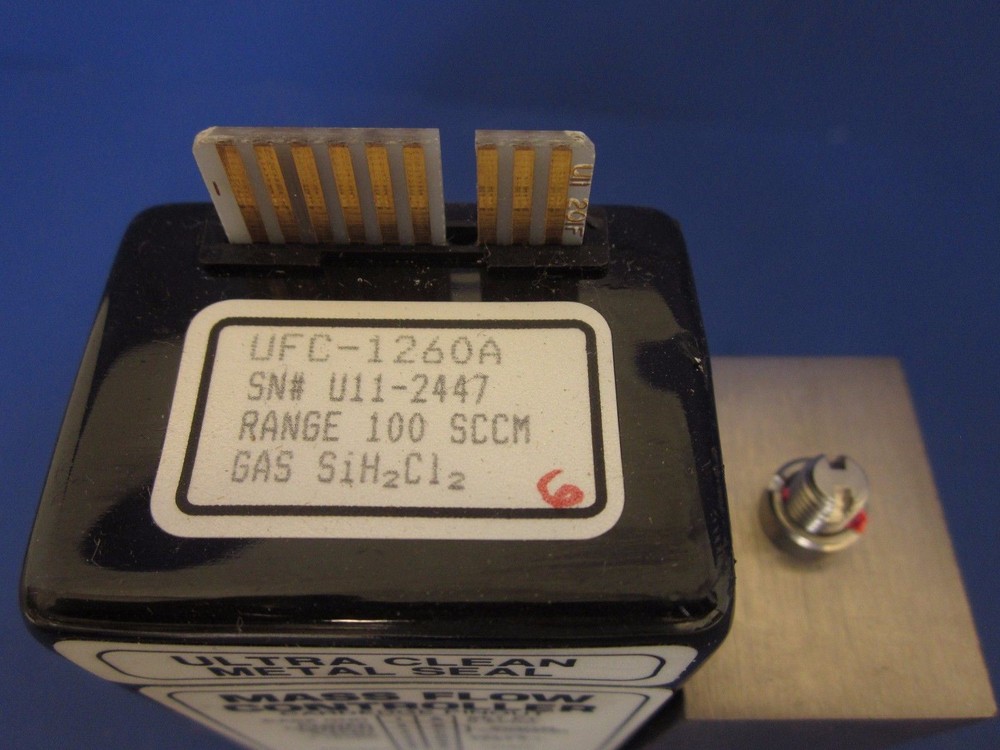 UNIT MF Mass Flow Controller UFC-1260A, 100 SCCM, SiH2Cl2, Used