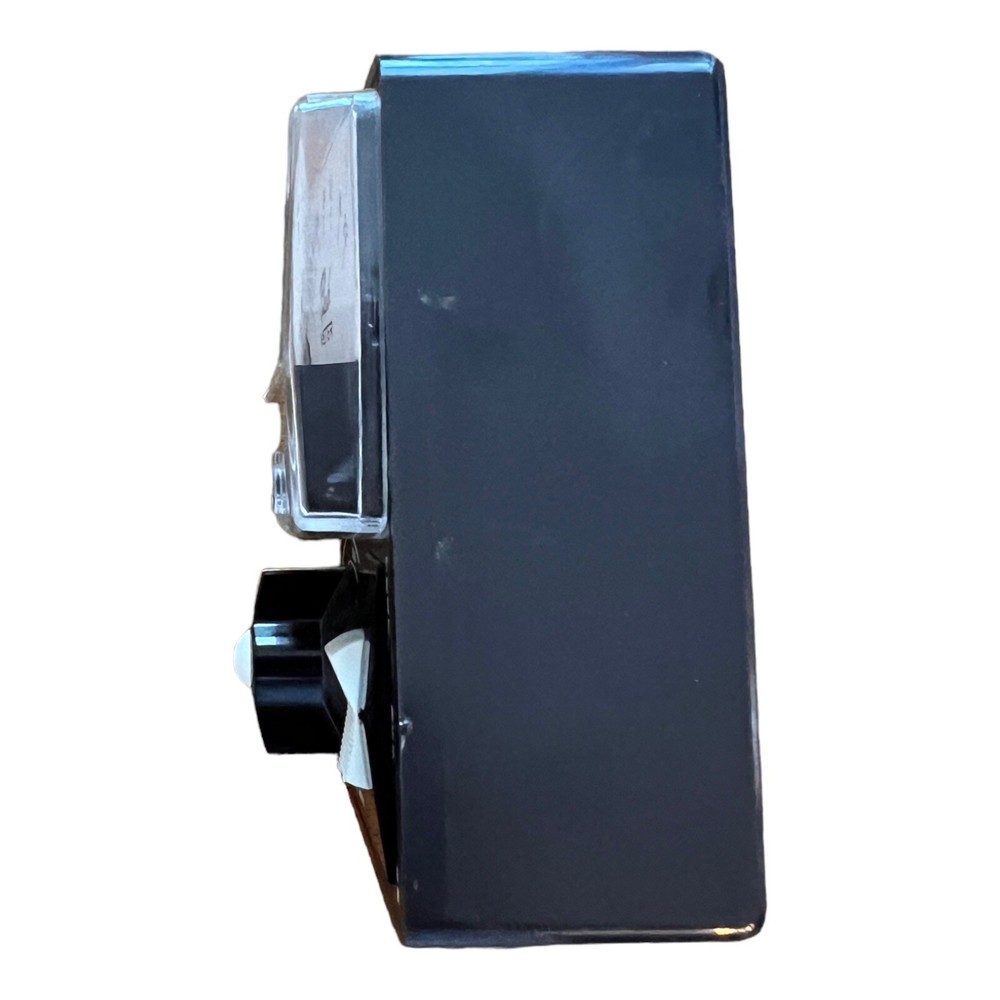 Wein Prod Camera Flash Meter Black WP500 Plastic Carry Case Untested Parts Only