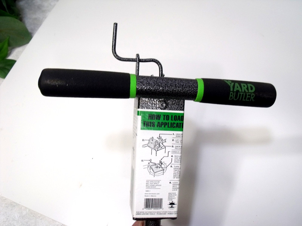 Gopher/Mole Bait Applicator - Gardening Tool for Safe & Easy Pest Control