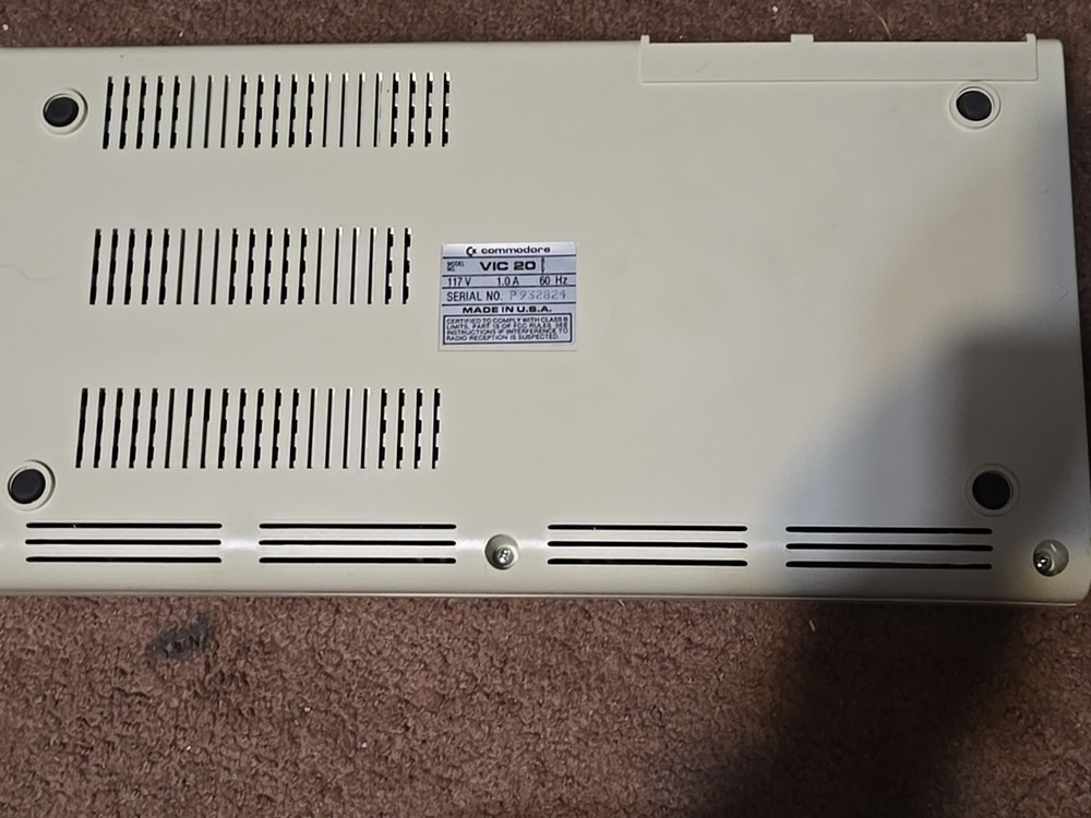 Commodore VIC-20 Computer W Original Box Manual Cables Schematic - Not Tested