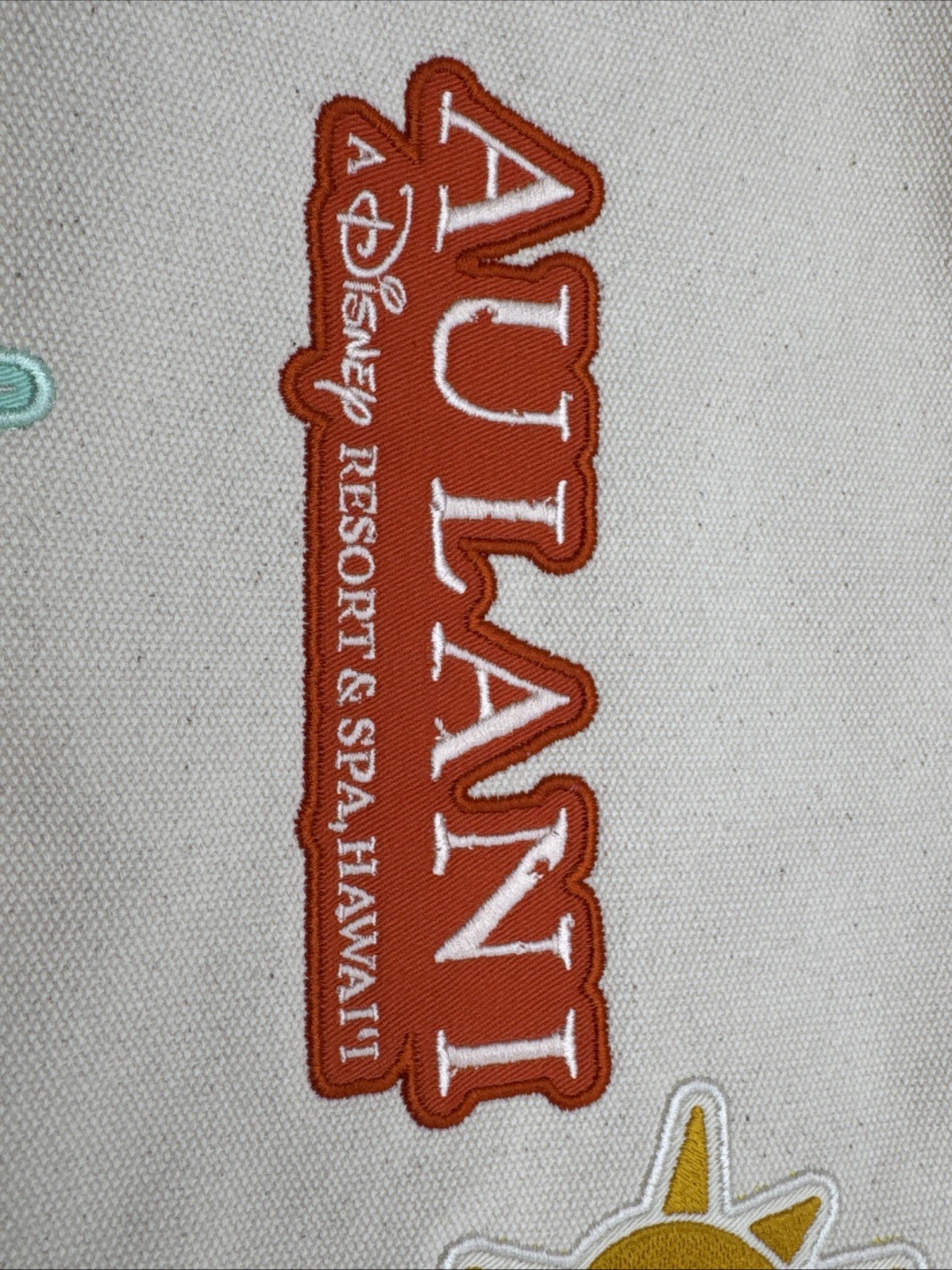 *New Disney Aulani Exclusive Canvas Tote With Patches Shoulder Bag Foldable Flap
