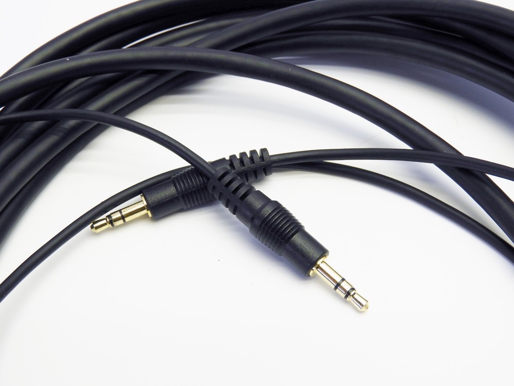 Crestron CBL-VGA-AUD-12 Certified Computer VGA Interface Cable w/Audio, 12 ft