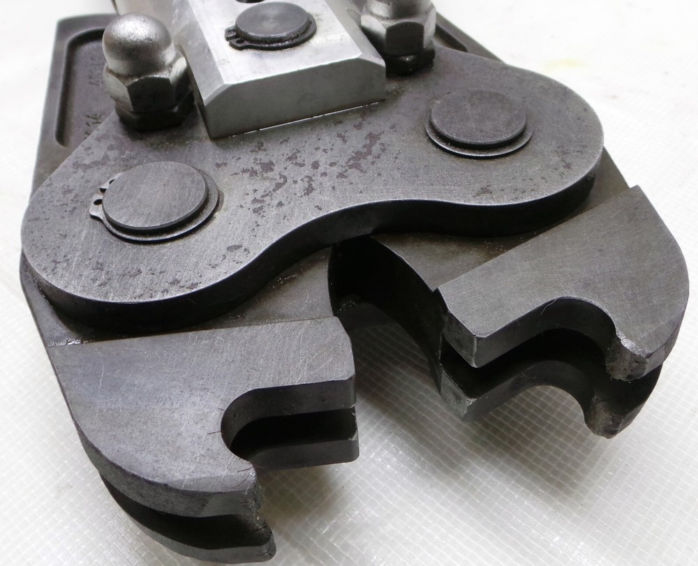 NOVA PRESS ACO401 Battery Pressing Tool with Case.