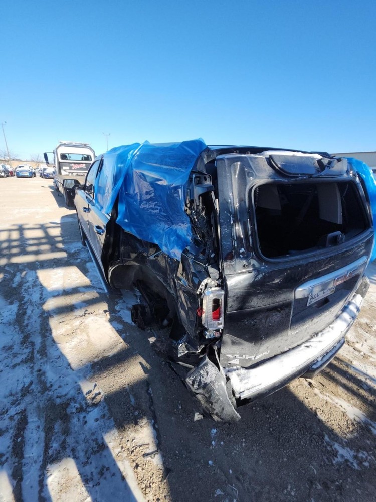 Used Wireless Device Charging System Module fits: 2019 Gmc Yukon Communication w