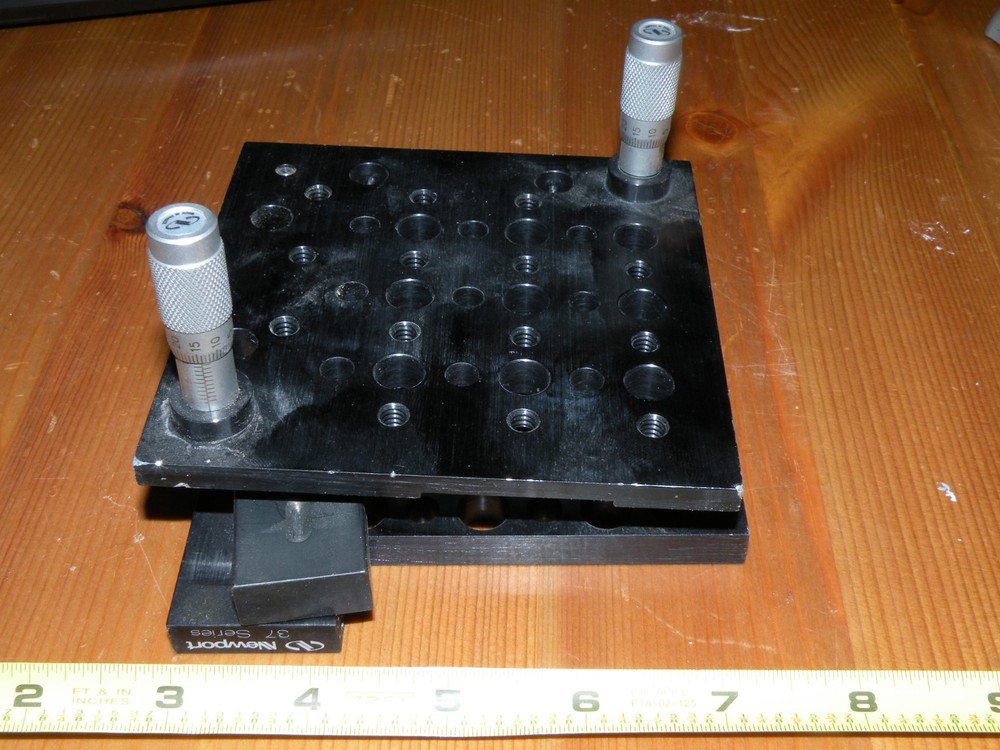 NEWPORT 37 SERIES Optical Mount / Positioner