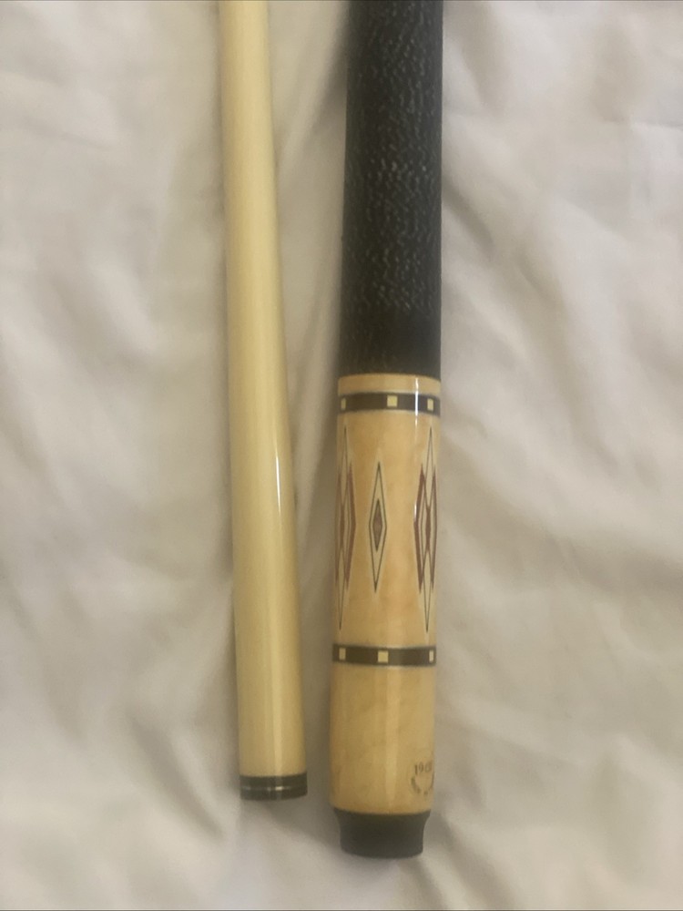 Pool Queue Black Handle Sun Diamond 19 Ounces