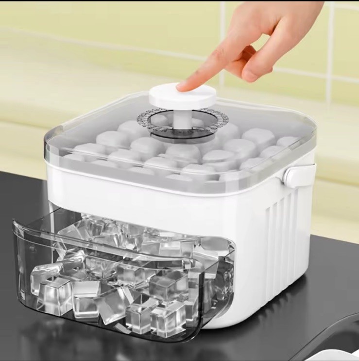 50-Cube Ice Maker with Easy Press Cap Double Layer Ice Cube Maker Refrigerator H